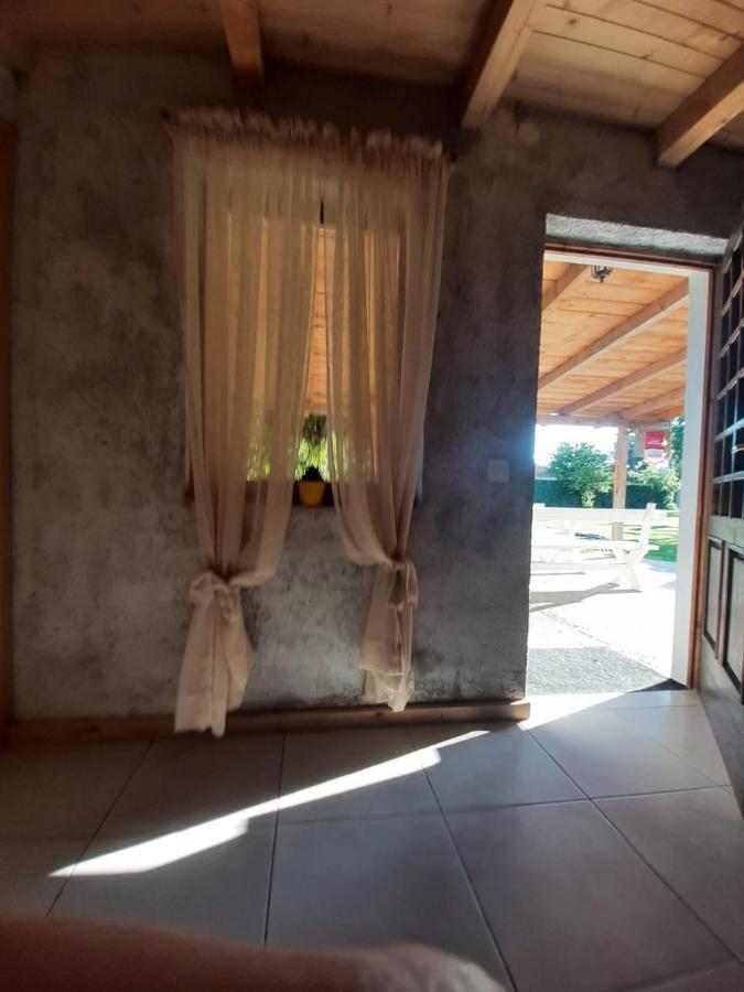 Balabani Local Stay Golubovci المظهر الخارجي الصورة