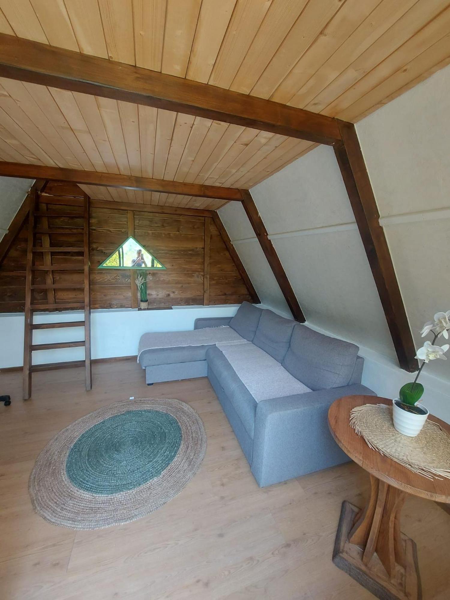 Balabani Local Stay Golubovci المظهر الخارجي الصورة