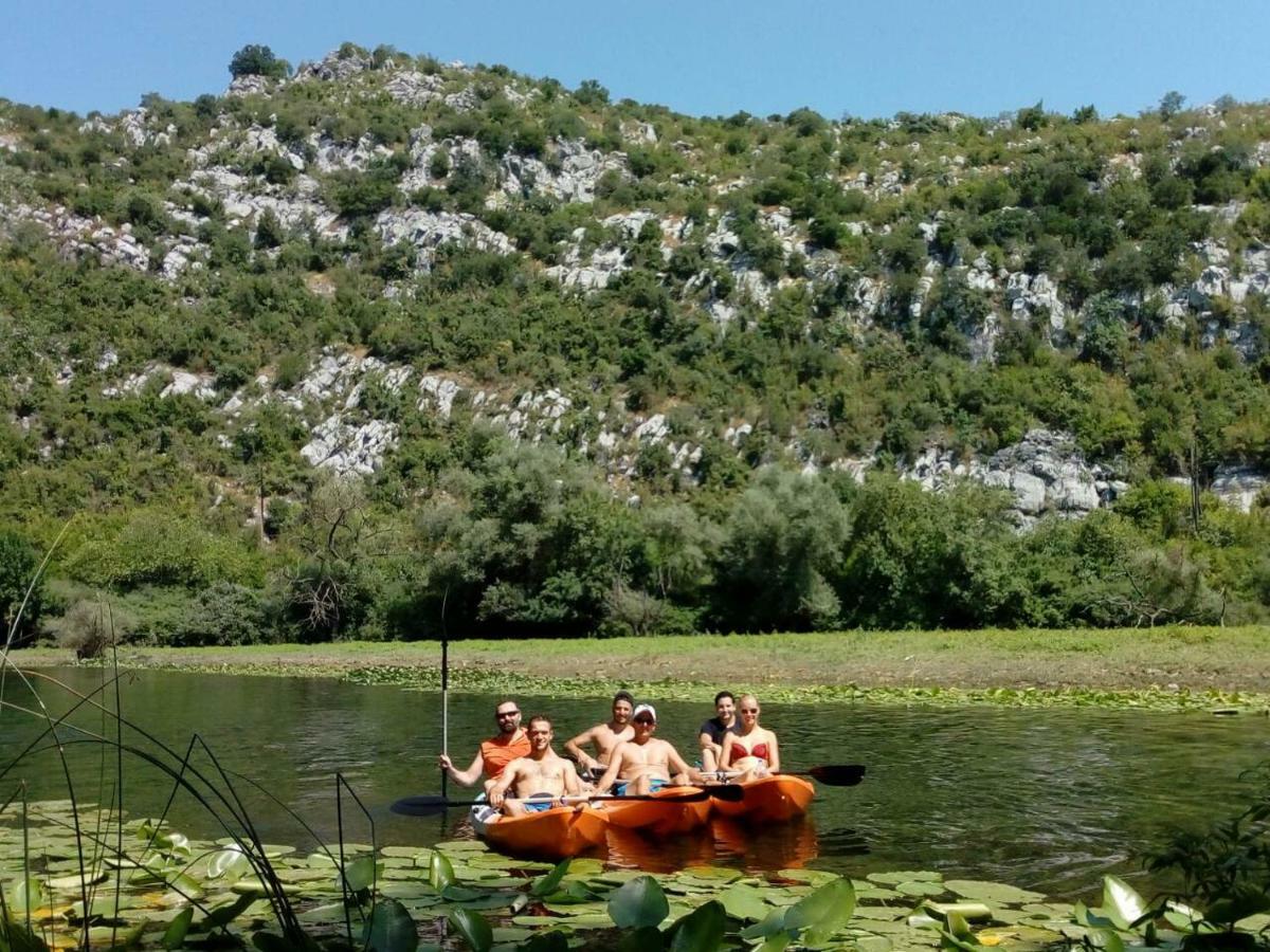 Balabani Local Stay Golubovci المظهر الخارجي الصورة