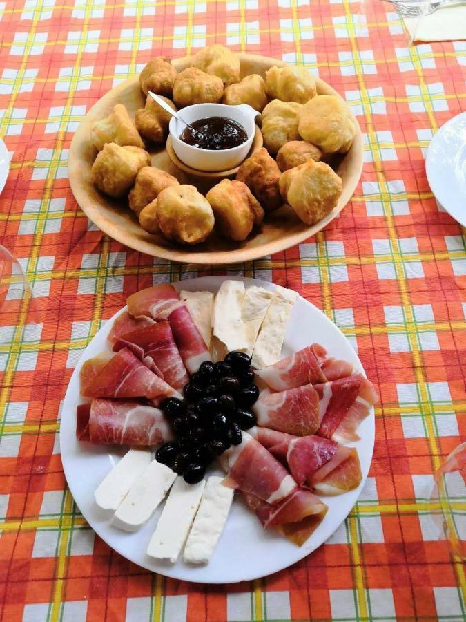 Balabani Local Stay Golubovci المظهر الخارجي الصورة